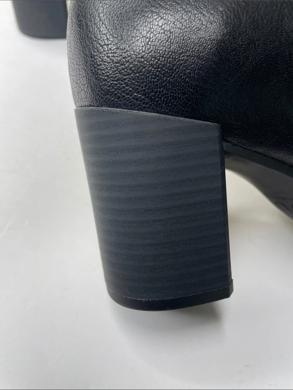 SOUL NATURALIZER Black Faux Leather CHLOE Block Heel Open Toe Sandal Bootie 6.5